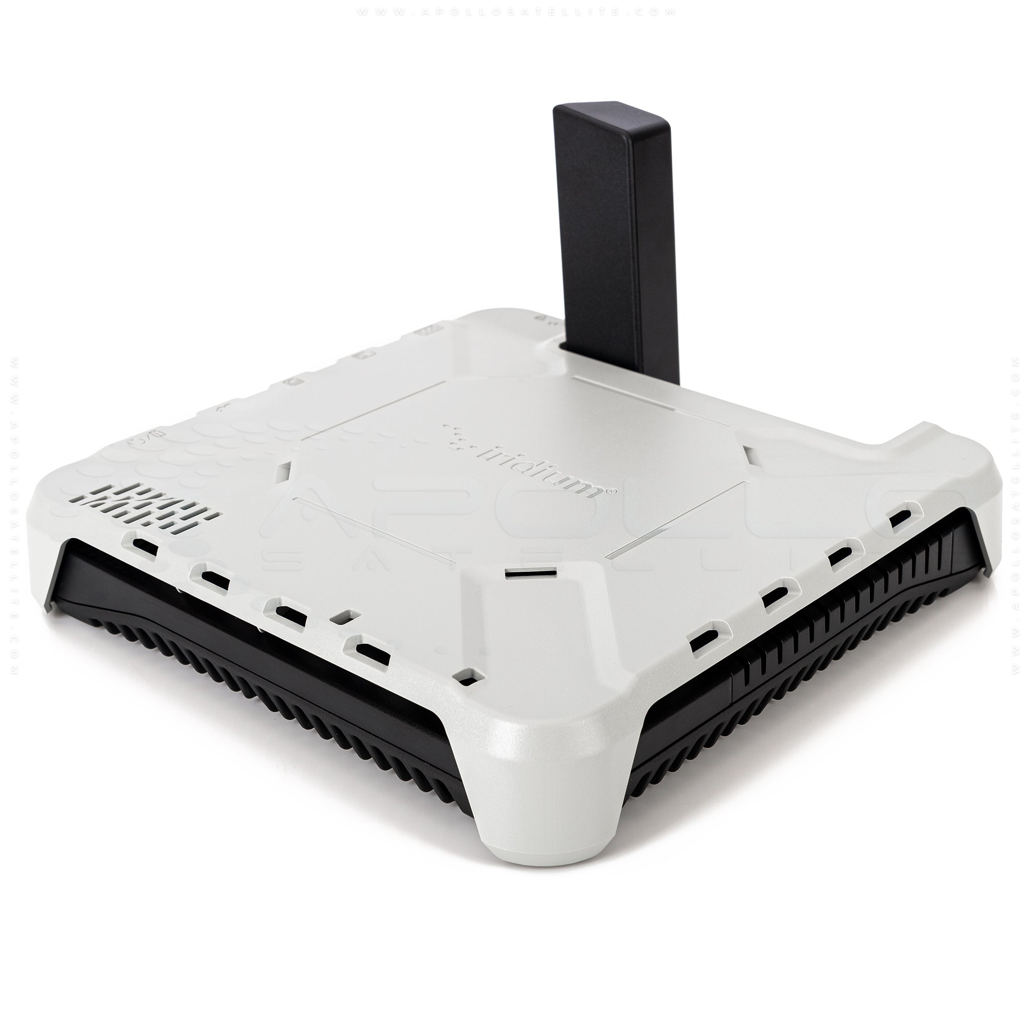 Iridium GO! Exec 9765 - Certus Satellite Hotspot